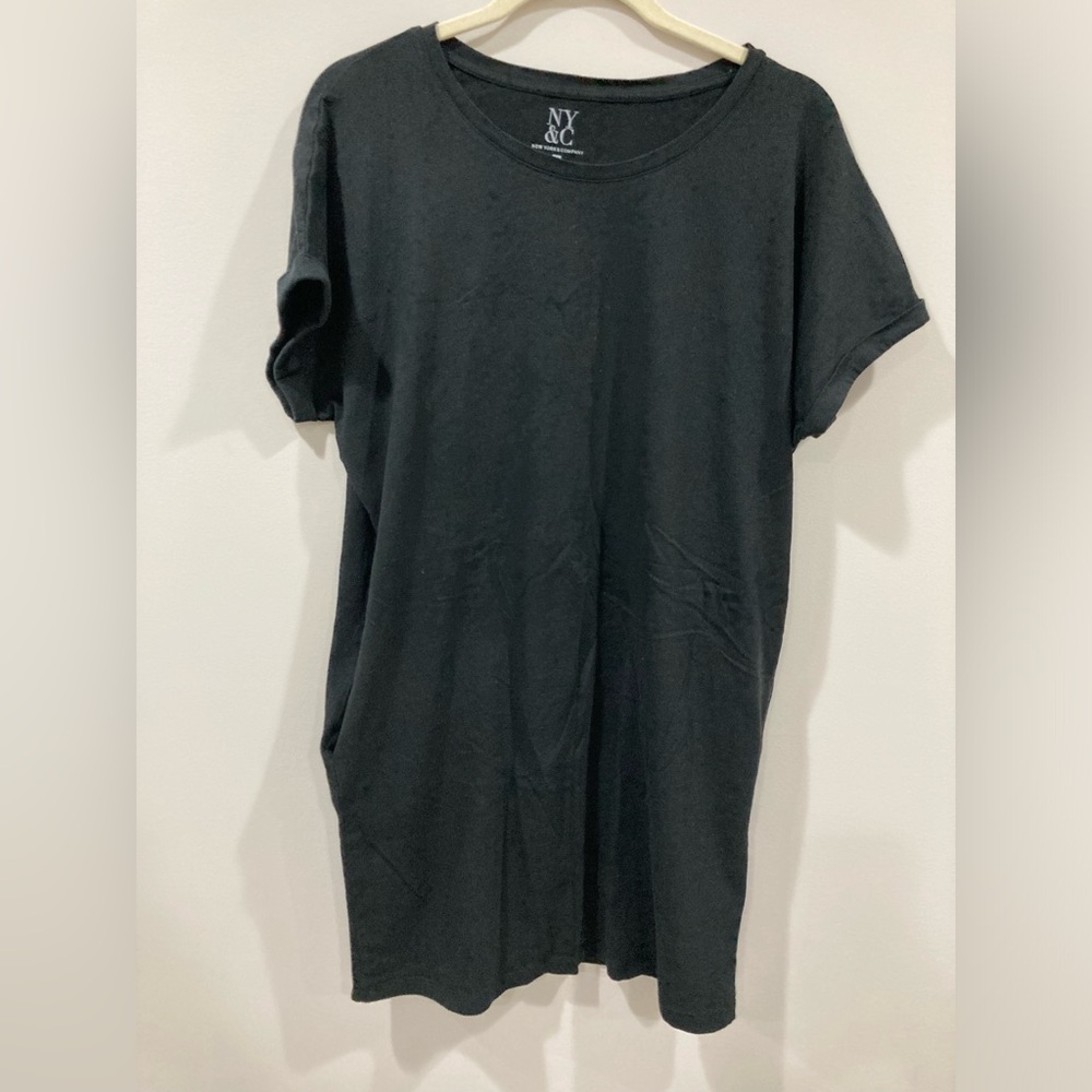 New York & Company Solid Black T-Shirt Dress with Pockets Size Medium